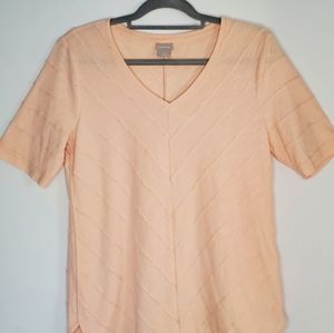 Chico's Textured diagonal stripes  v-neck short sleeve Top in light peach Size 1